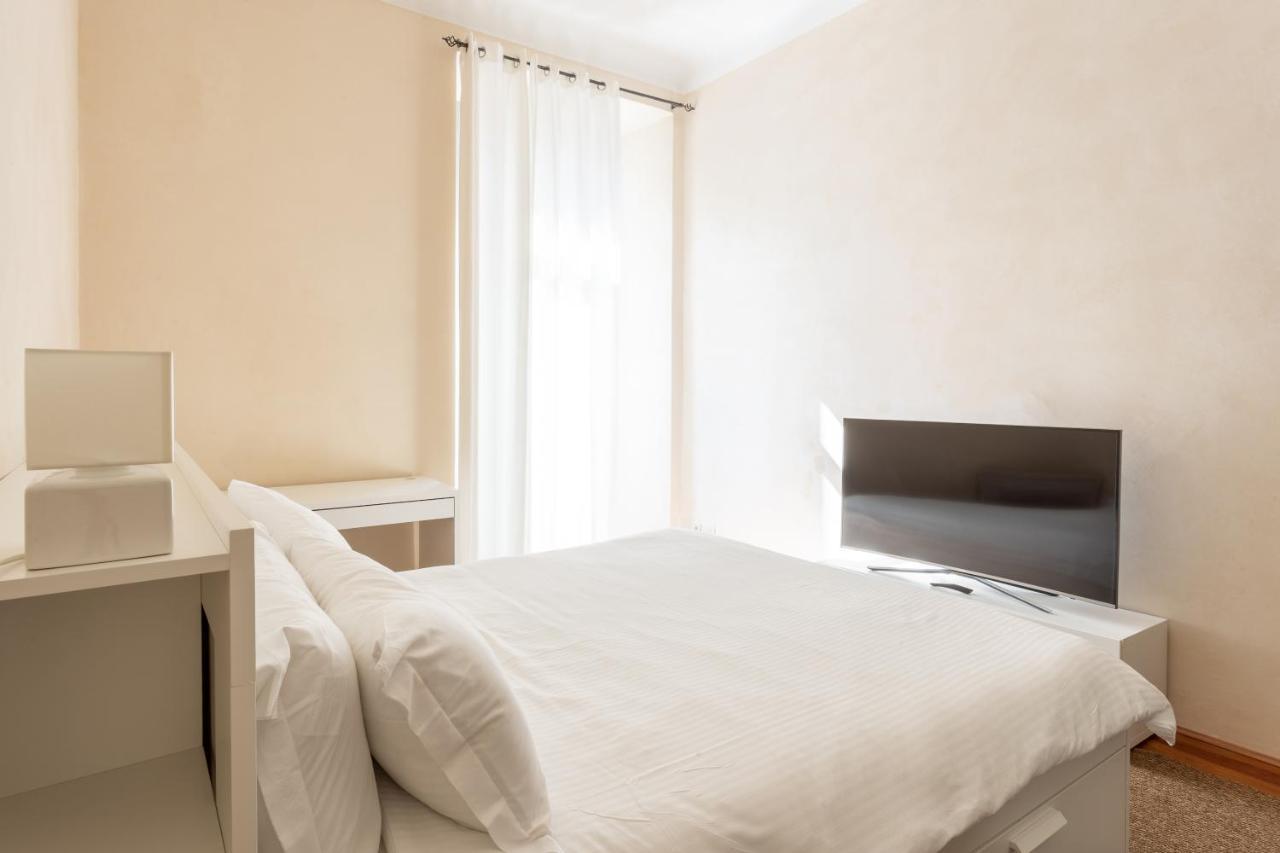 Suite Cavour By Icasamia It Varese Exterior photo