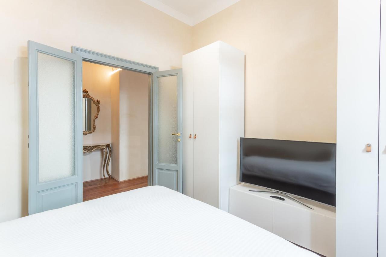 Suite Cavour By Icasamia It Varese Exterior photo